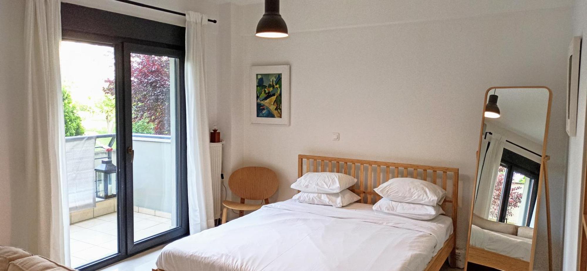 Grand Getaway Suite 300Mts From The Beach Peraía Eksteriør bilde