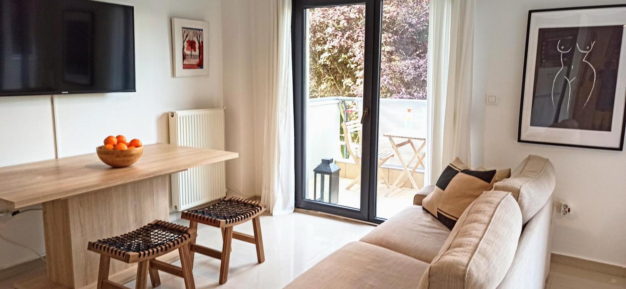Grand Getaway Suite 300Mts From The Beach Peraía Eksteriør bilde