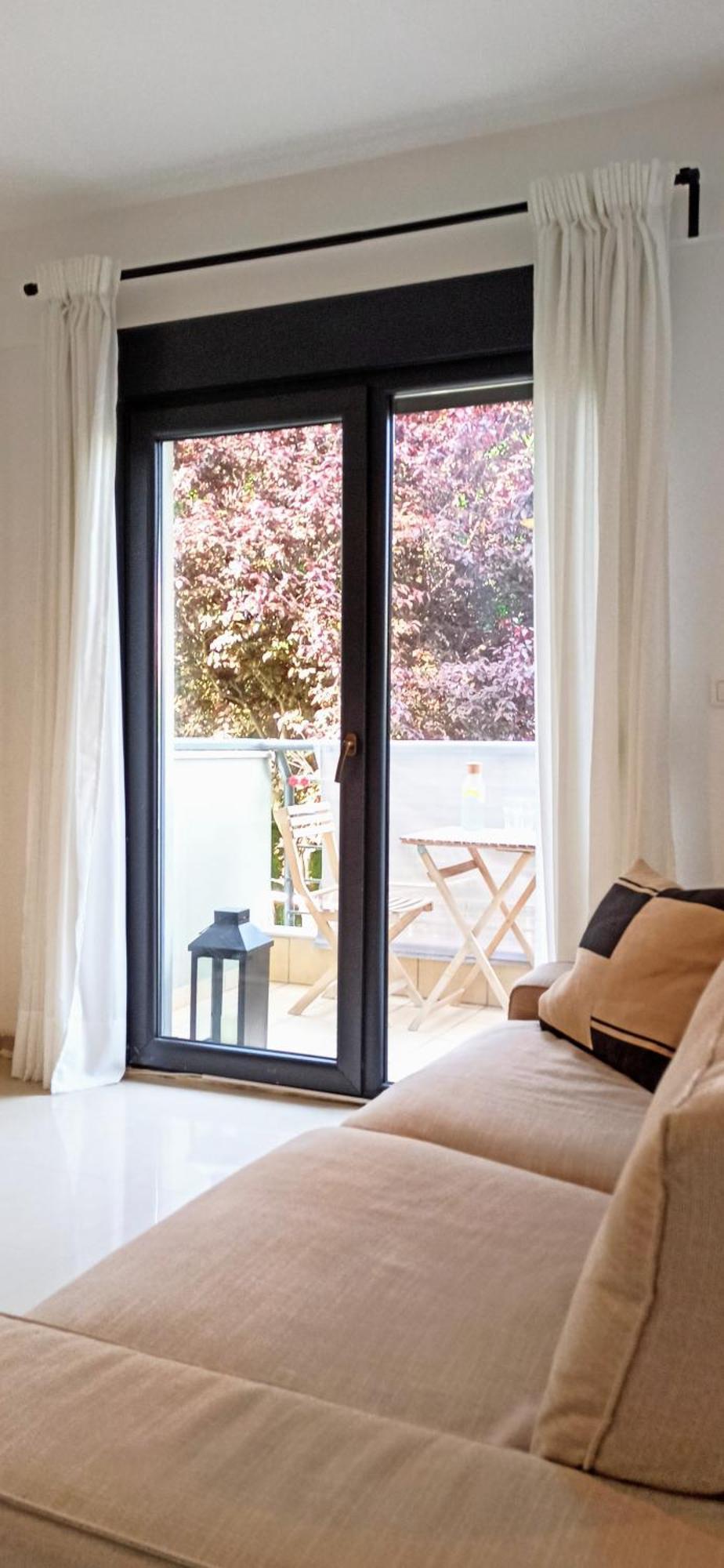 Grand Getaway Suite 300Mts From The Beach Peraía Eksteriør bilde